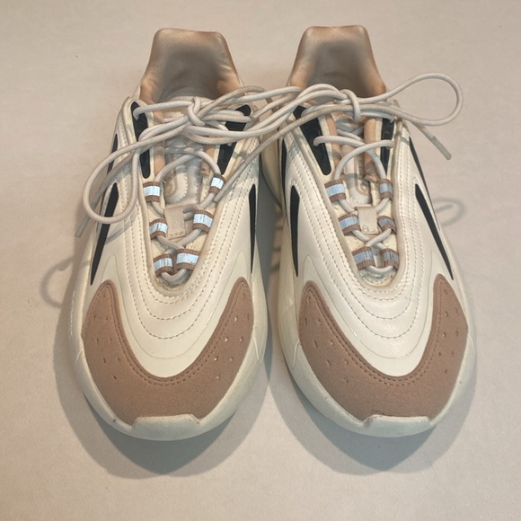 ADIDAS OZELIA Women's Beige Leather Mixed Sneakers Size 4.5 EUC 36.5 EUC - Picture 2 of 14